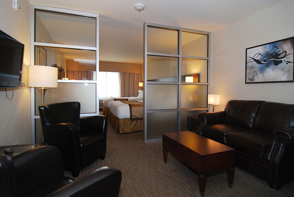 Quality Inn & Suites Val-d'Or Kamer foto